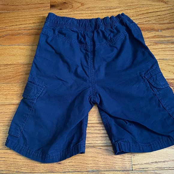 Place ❤️ Kid's 100% Cotton Cargo Shorts Size 5 (PRE-LOVED) - Picture 3 of 6